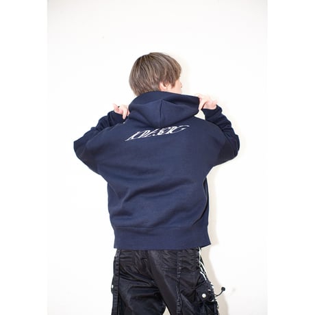REQUIEM LOGO HOODIE(NAVY)