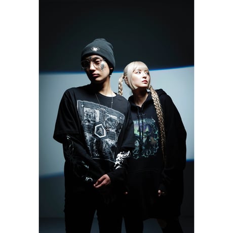 DISTRUST LAYERED T-SHIRT