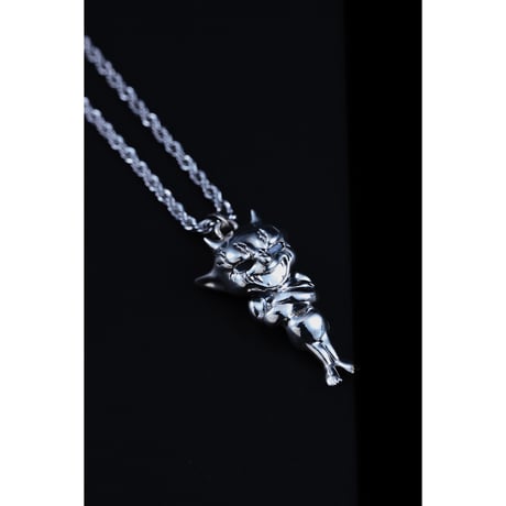 SLY DEVIL NECKLACE