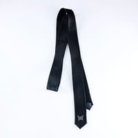 STUDSED NARROW TIE