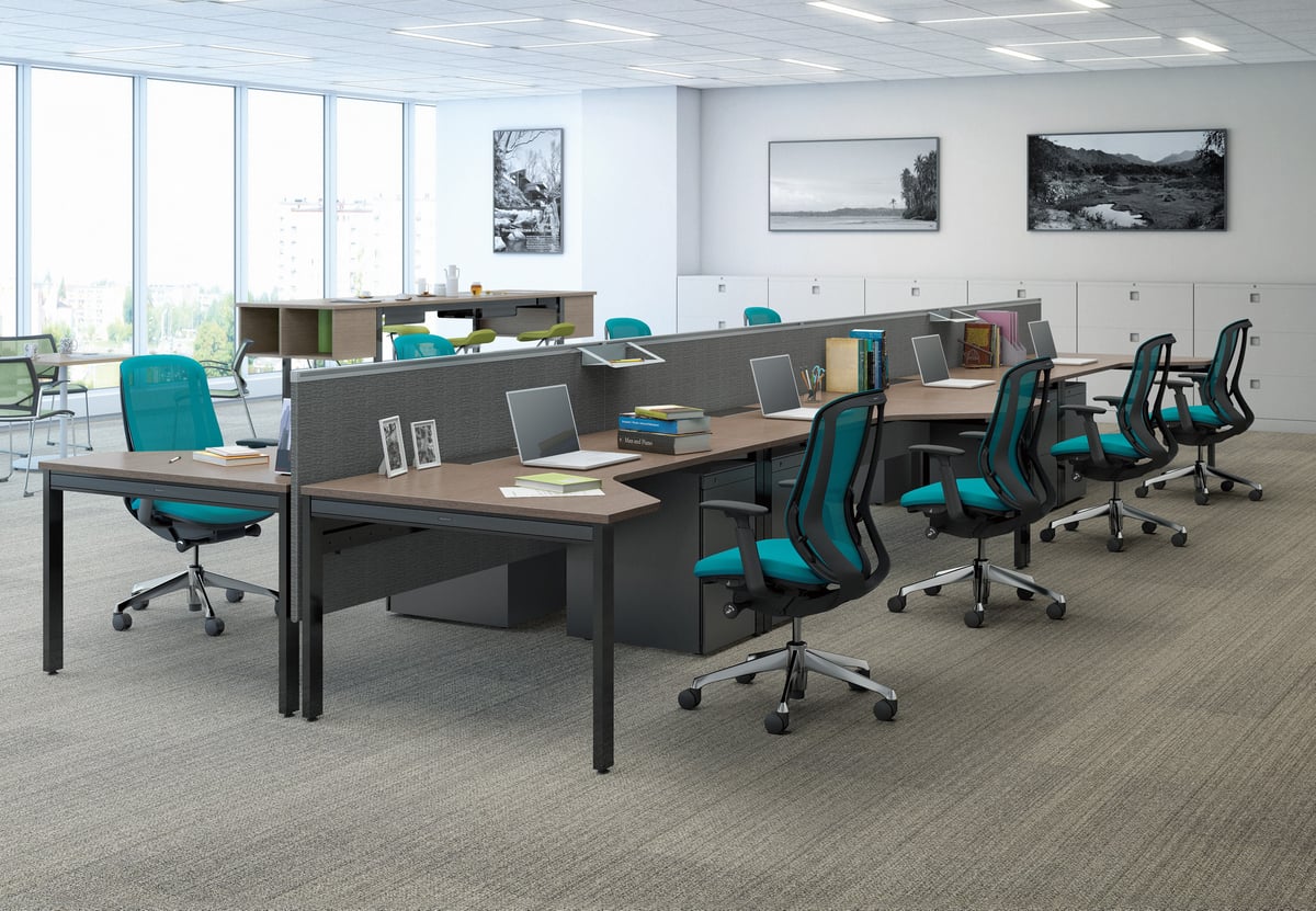 シルフィー（可動ヘッドレスト、ハイバック、アジャストアーム、ボディ