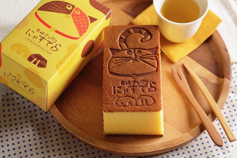 カステラちゃん カステラちゃん！ - LINE スタンプ | LINE STORE