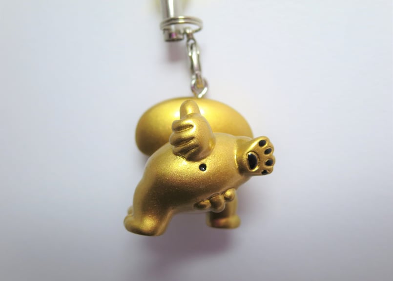 犬のちんちん【ゴールド根付】 | まりもっこり with KYOWA