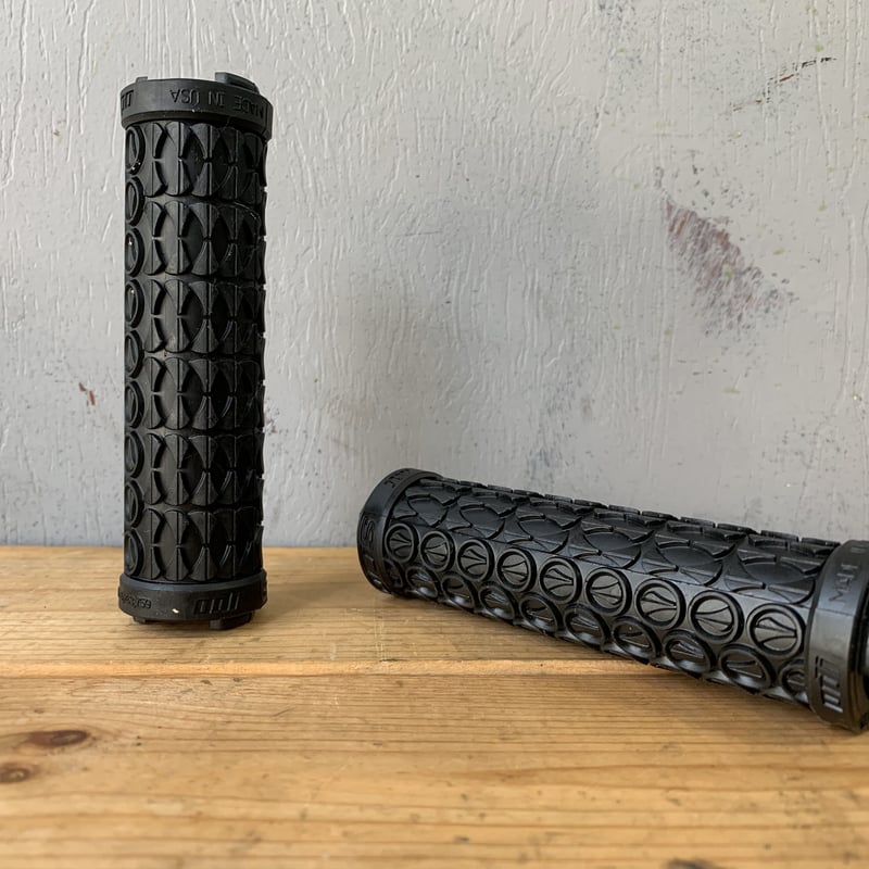 BMX TIOGAハンドル　ODIグリップ　SDGサドル　セット ODI SDG LOCK-ON グリップ | 明雅屋STORE
