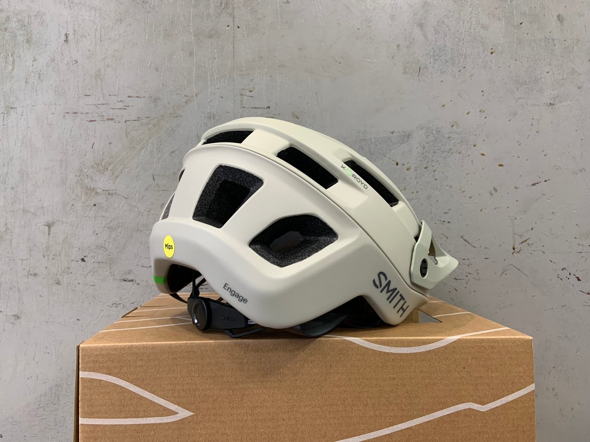 2025 SMITH ENGAGE 2 ヘルメット | 明雅屋STORE