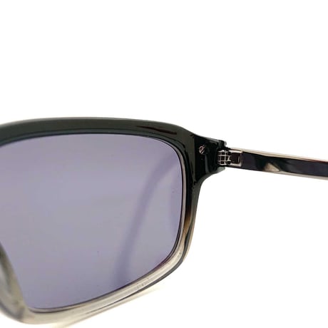 ジョンバルベイトス　サングラス　John Varvatos  (V781 UF BLACK GRADIENT)
