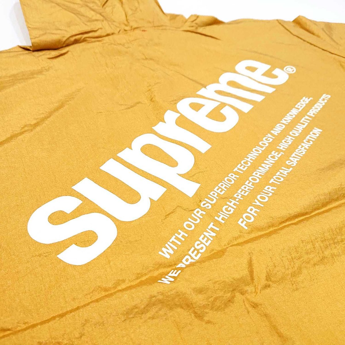 シュプリーム ウインドブレーカー(ポンチョ) SUPREME SS16J21(GOLD) |