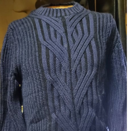 イタリアクルーネックセーター