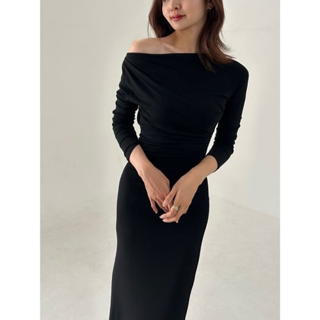 harp dreep front tuck long onepiece black