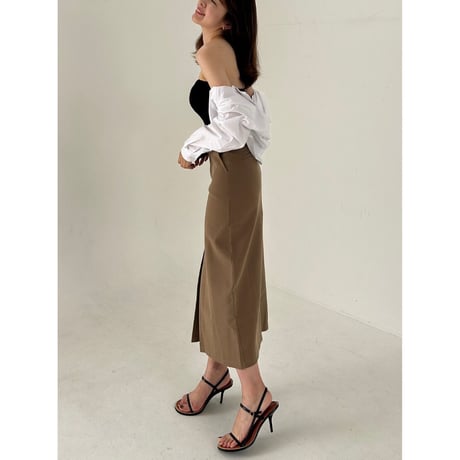 noble flap skirt（ベルト付きスカート）