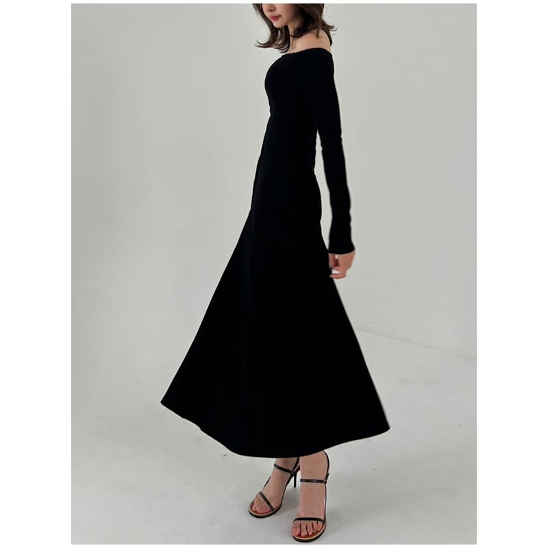 ワンピース LOVAN' dignified center tuck onepiece LOVAN dignified center tuck onepiece