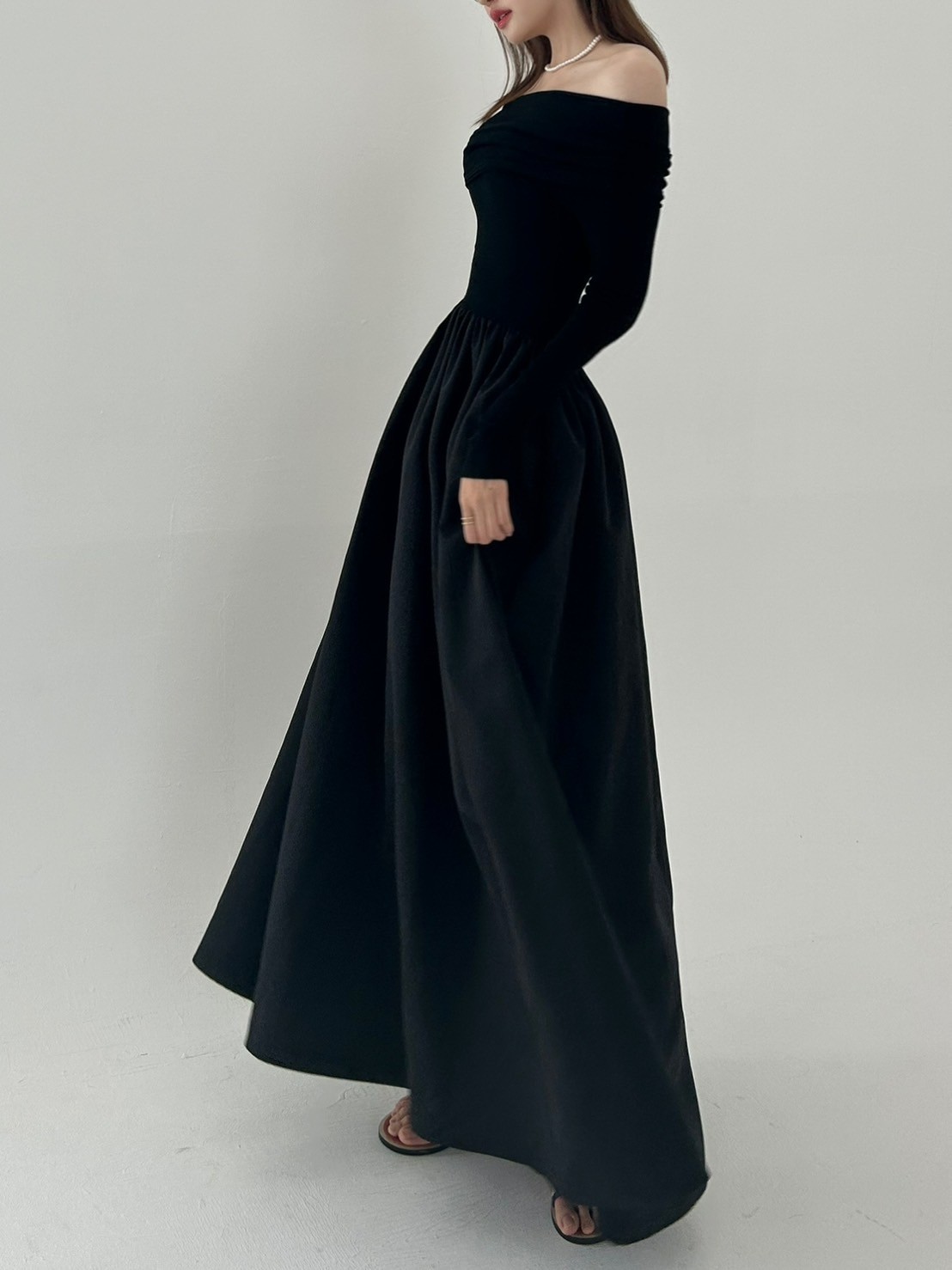 pheromones off shoulder onepiece black | LOVAN