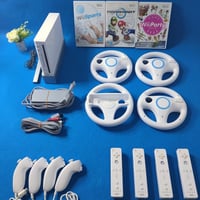 4人ですぐに遊べる♪マリオカートwii 本体一式 ハンドル4個 | ゲーム