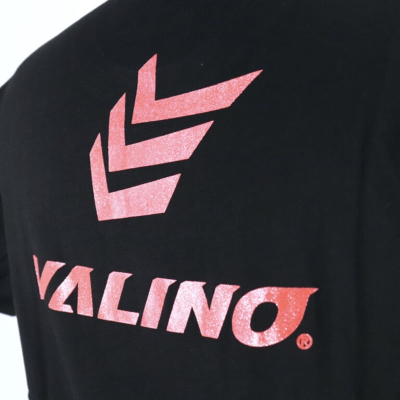 シンプルにおススメ‼赤ラメロゴ Tシャツ Ver.2 | VALINO TOKYO OFFIC