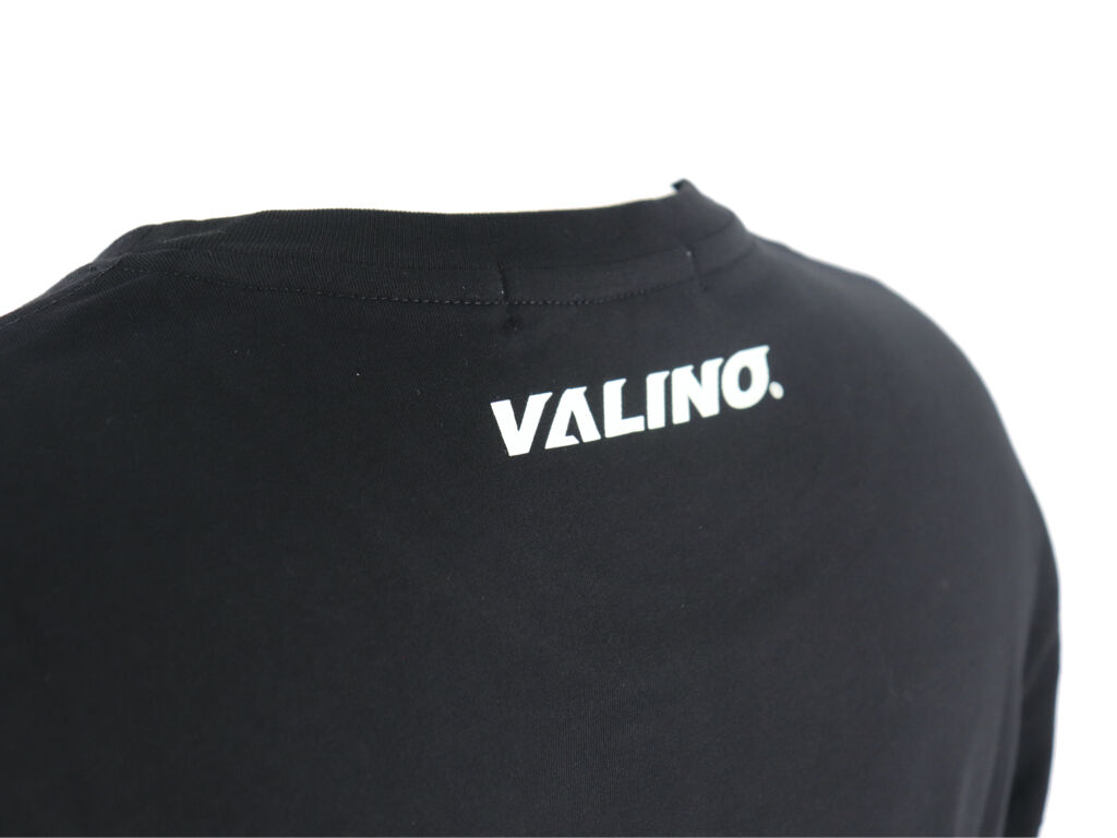 VALINOロゴが光る VALINO 蓄光ロゴTシャツ | VALINO TOKYO OFFI