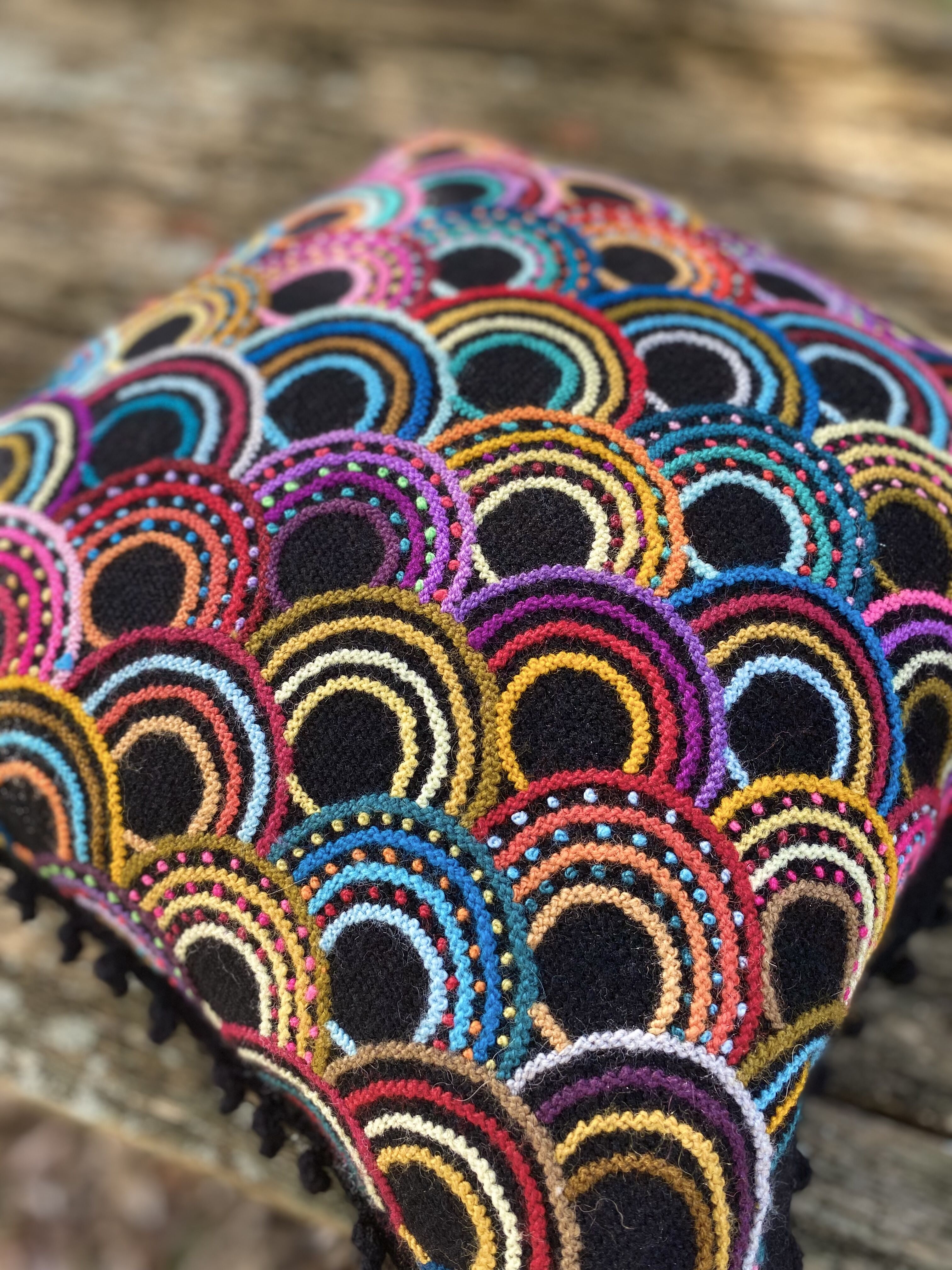 ペルーアルパカウール 手刺繍クッションカバー レインボー | MISKY
