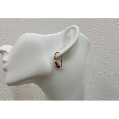 しずくピアス
