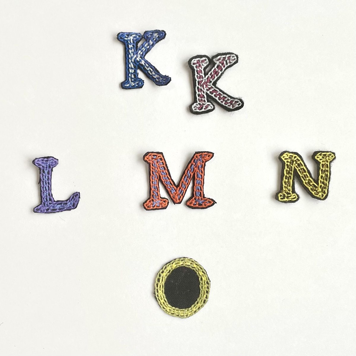 ワッペン風 //イニシャル刺繍 S // KLMNO | S.Art//3291