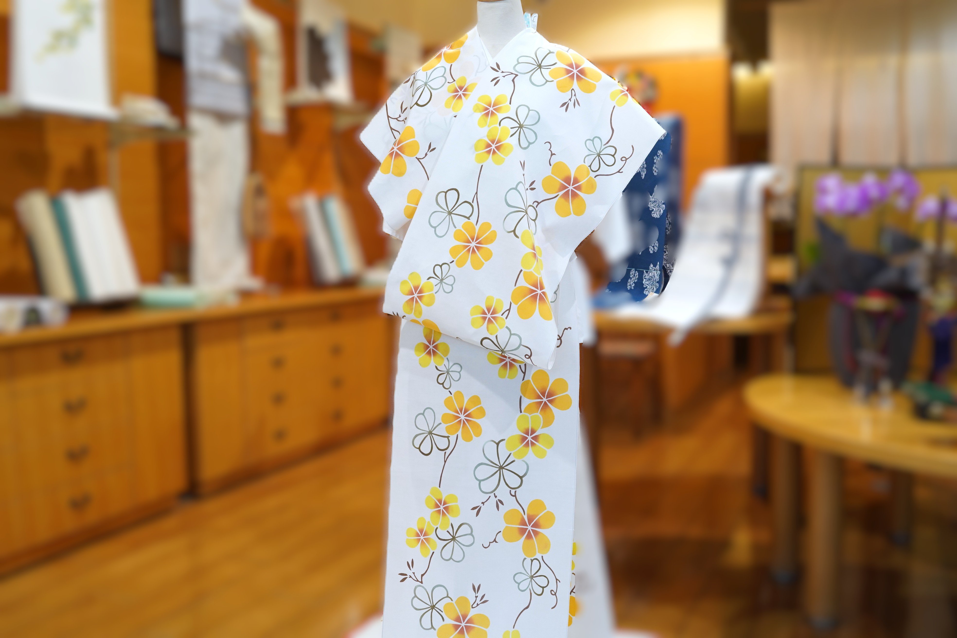 超美品　綿　本染　コーマ　浴衣　夏物　着物　161裄66 竺仙の雰囲気　白　朝顔 original