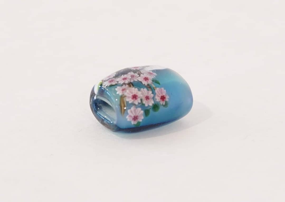 帯留「蜻蛉玉・ガラス製・桜」 | MINOKO STORE