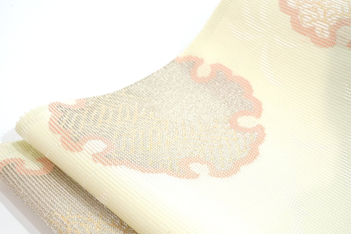 a*o様 夏物 名古屋帯 紗 西陣織 麻 雪輪芝 若草色 新古品 so799 夏九寸帯（夏名古屋帯）「西陣織・大雪輪と柳・若草色」 | MINOKO STORE