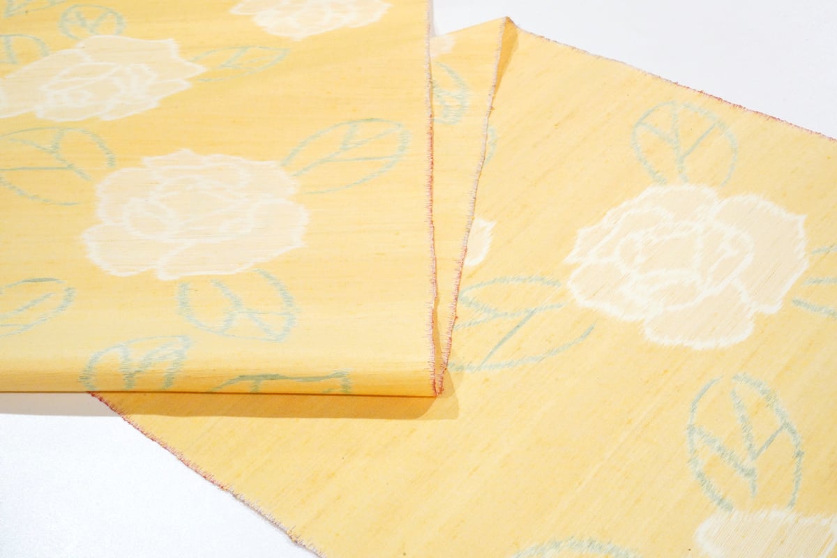 絵絣紬「千切屋謹製縹紬・絵絣・薔薇」 | MINOKO STORE 絵絣紬「千切屋謹製縹紬・絵絣・薔薇」 | MINOKO STORE