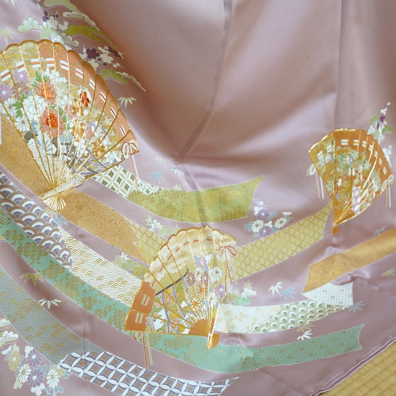 色留袖「京友禅・扇面ちらし・薄桜色」 | MINOKO STORE