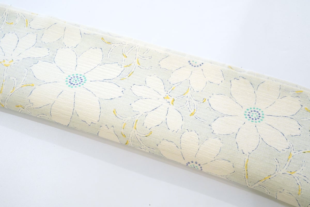 403mn61☆なかの座 九寸名古屋帯 菊 百合 牡丹 薔薇 コスモス☆美品 大胆な牡丹がしっとりと優しく着姿を彩ります。型糸目友禅九寸名古屋帯