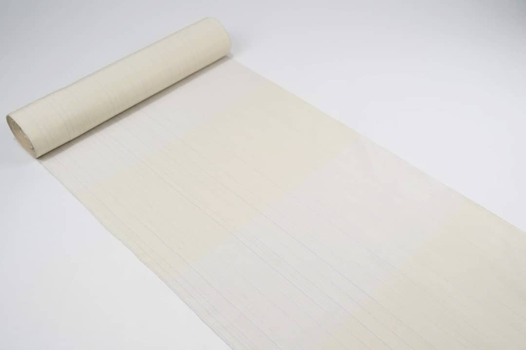 越後おぐに 本松煙 松煙染 小千谷 九寸名古屋帯 紬 未使用品 正絹 越後おぐに くるまや】 特選本松煙小千谷紬 ≪仕・中古美品≫ 「横絣