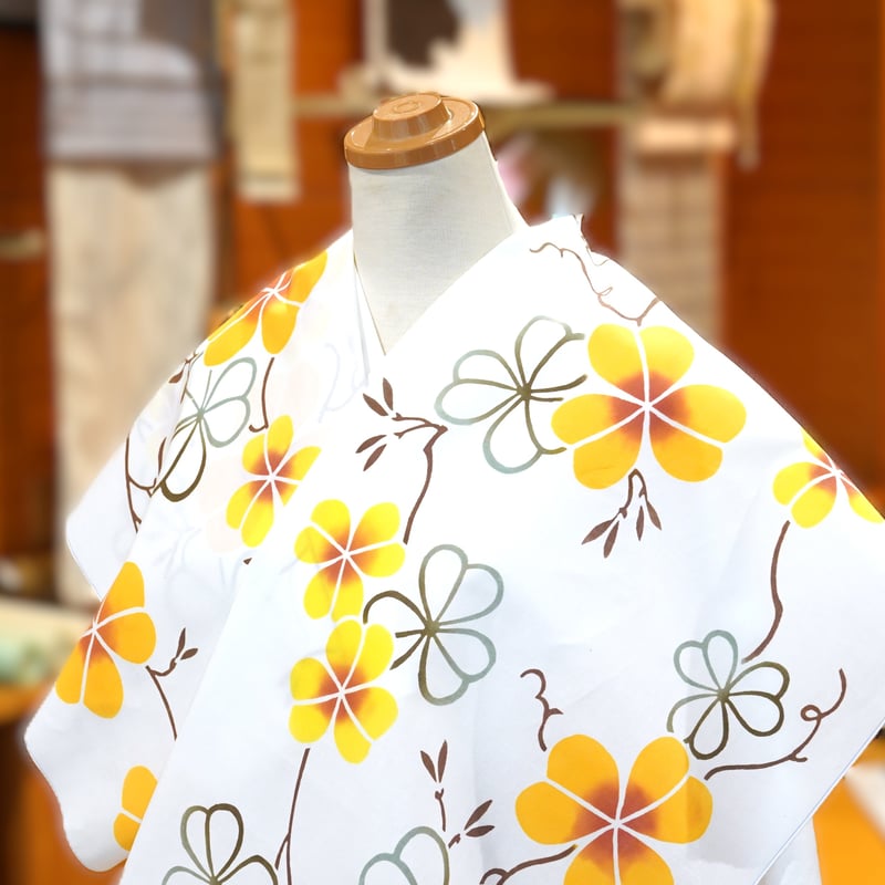 竺仙浴衣「コーマ白地差分・注染・クローバー繋ぎ」 | MINOKO STORE