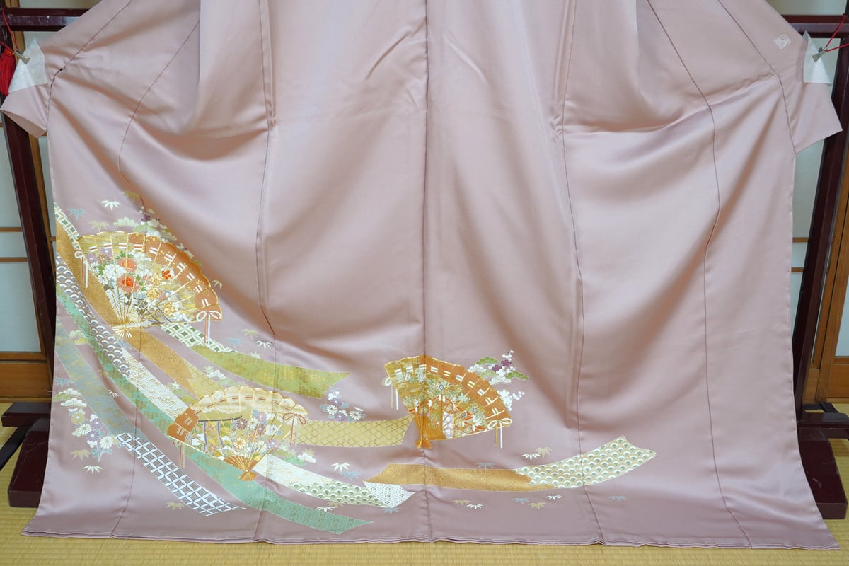 色留袖「京友禅・扇面ちらし・薄桜色」 | MINOKO STORE