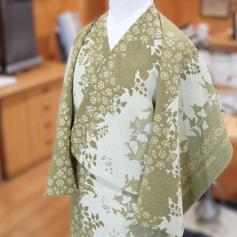 小紋「総柄小紋・本草木染・草影」 | MINOKO STORE
