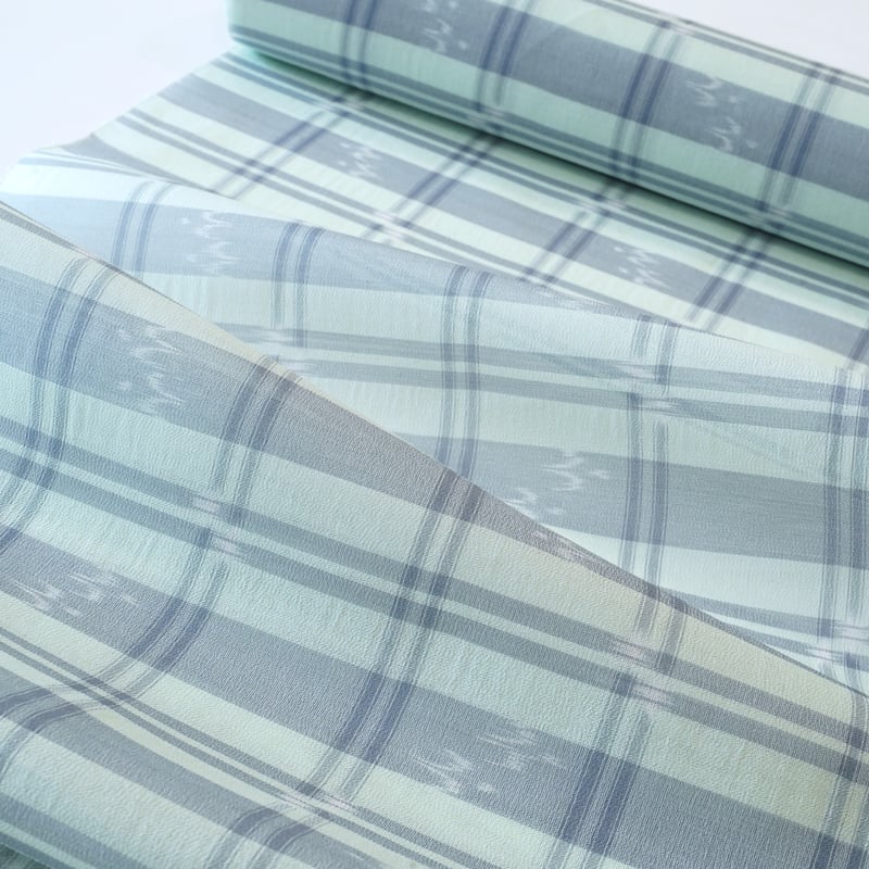 美品　壁上布　本場琉球絣　紬　夏物　着物 伝統工芸品 絣　正絹　紗紬　146 紺 夏物 本場琉球絣 単衣 着物 壁上布 紗紬 濃紺 琉球絣 燕 正絹