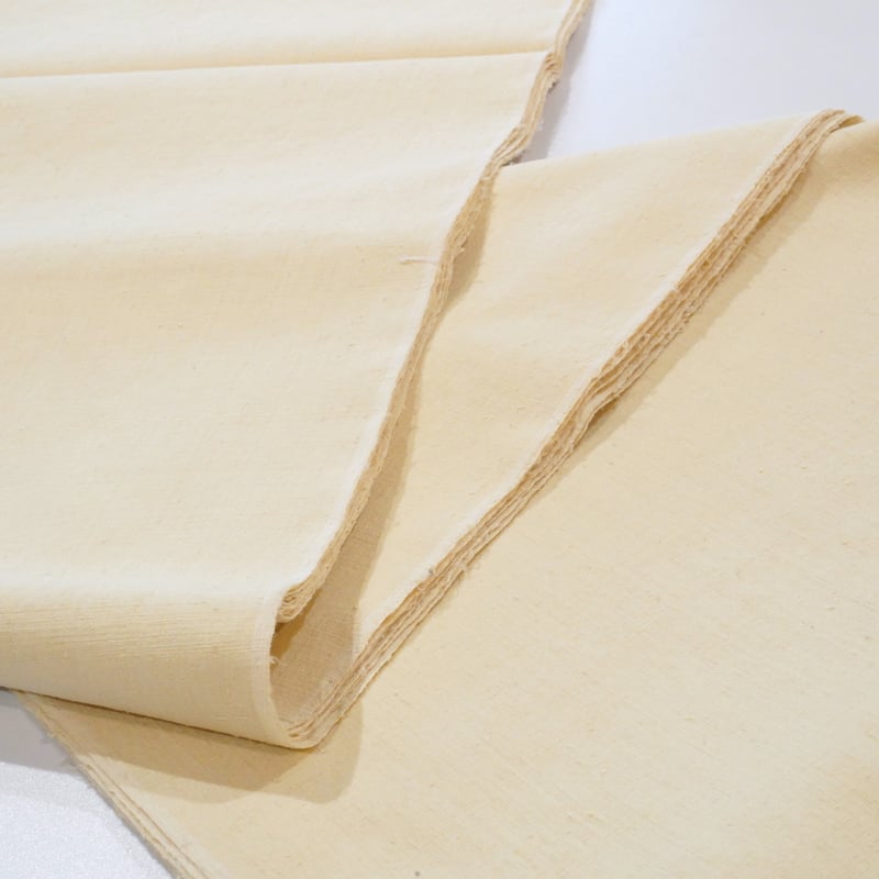 本場結城紬「小倉商店・高機・無地・鳥の子色」 | MINOKO STORE