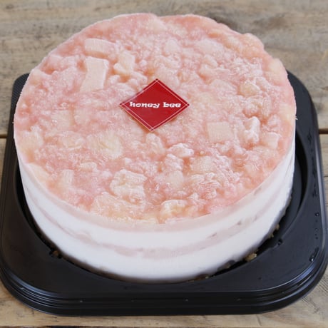 福島の桃たっぷり｜ジェラートケーキ「ピーチハニー」とカップジェラートのセット【くだもの畑・honeybee　福島市】