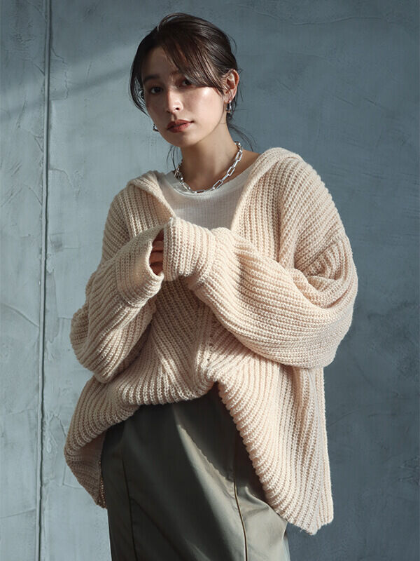 CREDONA ルーズニットフーディBEIGE | moa.online store