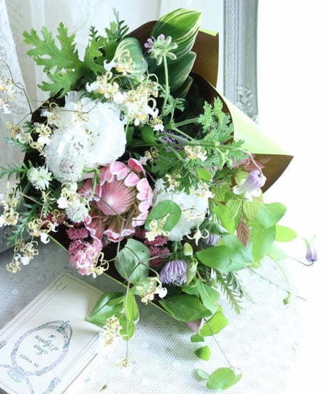 季節のおまかせ花束  ＠8800