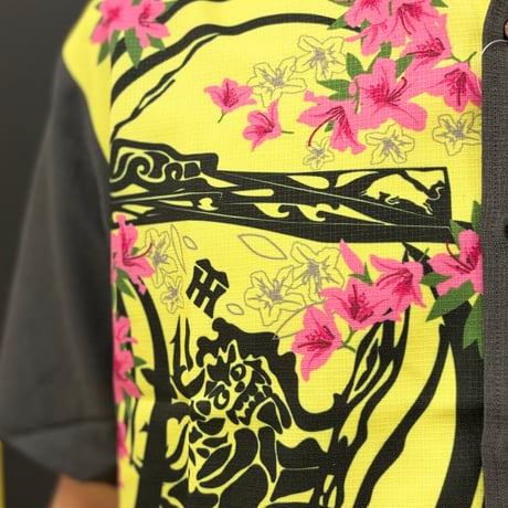 阪神タイガースオリジナルかりゆしウェア　【2枚目から1,500円引き】