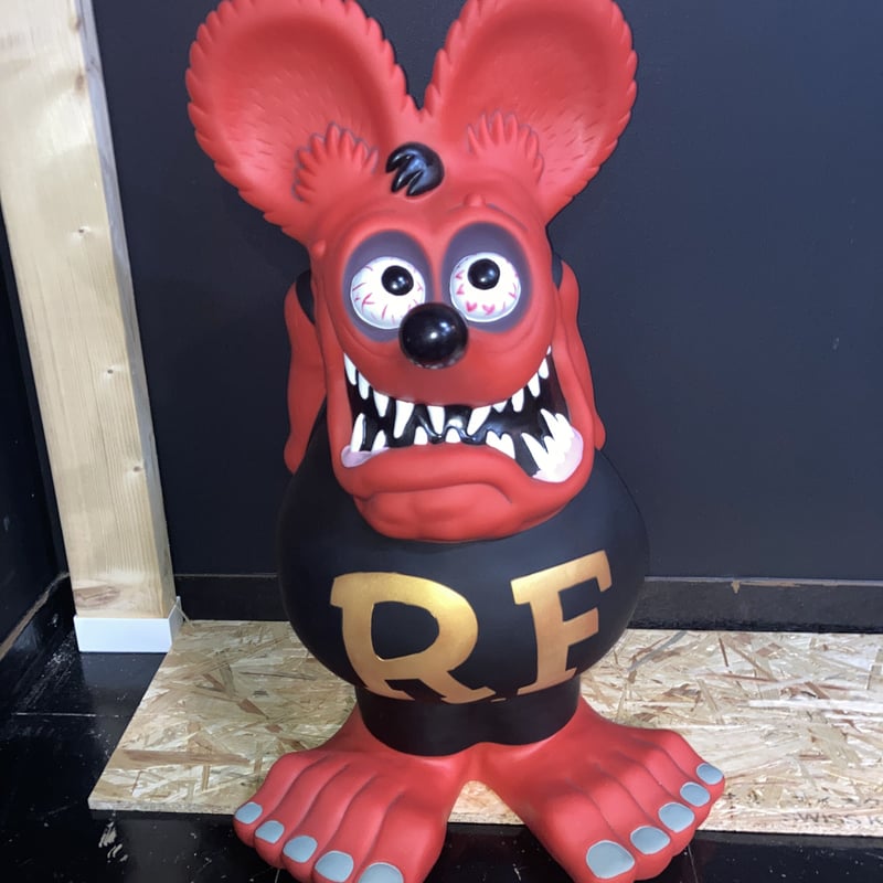 ラットフィンク 特大サイズ 貯金箱 フィギュア（赤系） Amazon