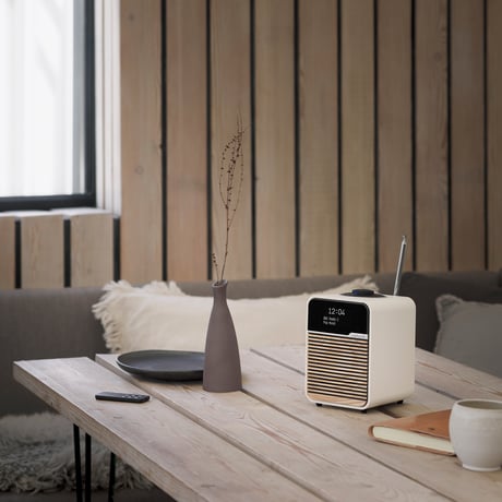 R1mk4 Deluxe Bluetooth Radio【ruarkaudio（ルアークオーディオ）】