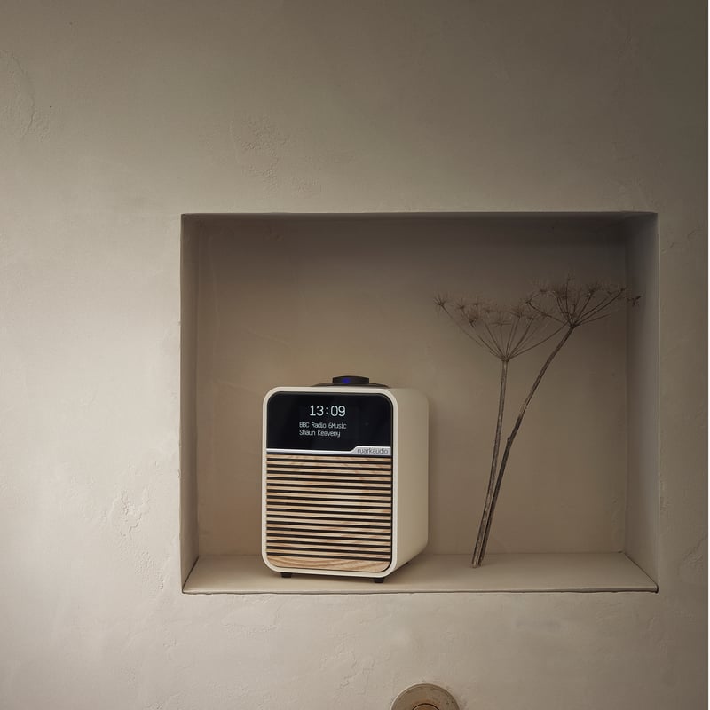 ルアークオーディオ R1 Mk4 Bluetooth ruarkaudio R1mk4 Deluxe Bluetooth Radio【ruarkaudio（ルアークオーデ