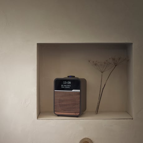 R1mk4 Deluxe Bluetooth Radio【ruarkaudio（ルアークオーディオ）】