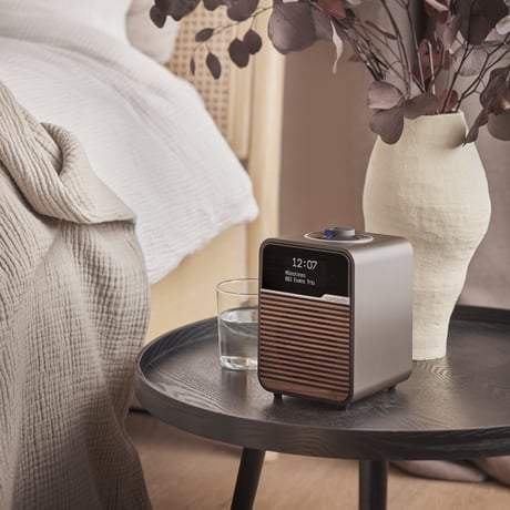R1mk4 Deluxe Bluetooth Radio【ruarkaudio（ルアークオーディオ）】