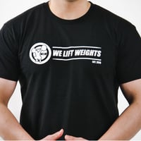 WE LIFT WEIGHTS　ユニセックスTシャツ　ブラック