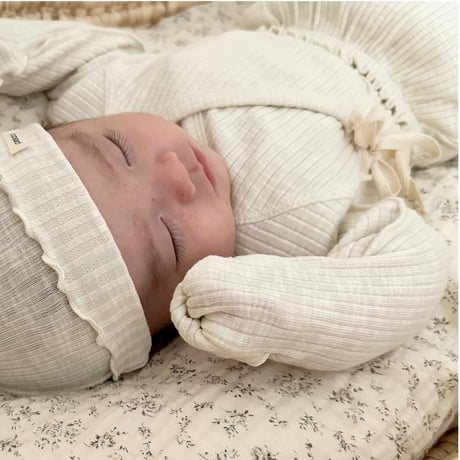 即納【peekaboo】Ann newborn set