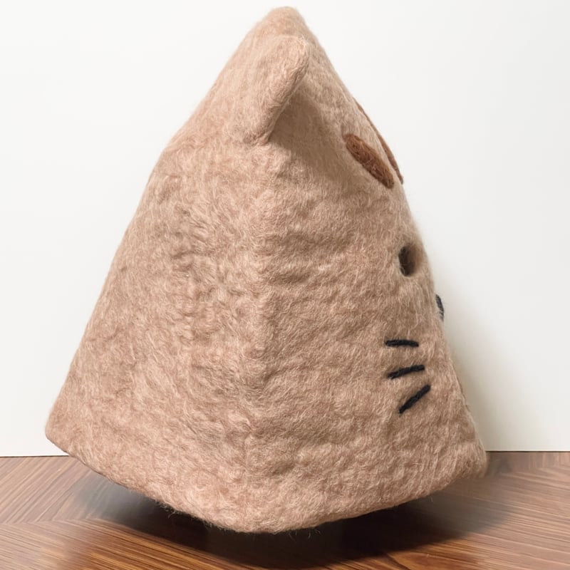 blackmouton felt > 覆面サイズ フェルトサウナハット #ハニワネコ |