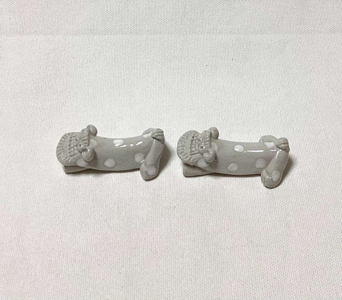 シーサー2個セット 箸置き しろドット | 眞正陶房公式online shop シーサー2個セット 箸置き しろドット | 眞正陶房公式online shop