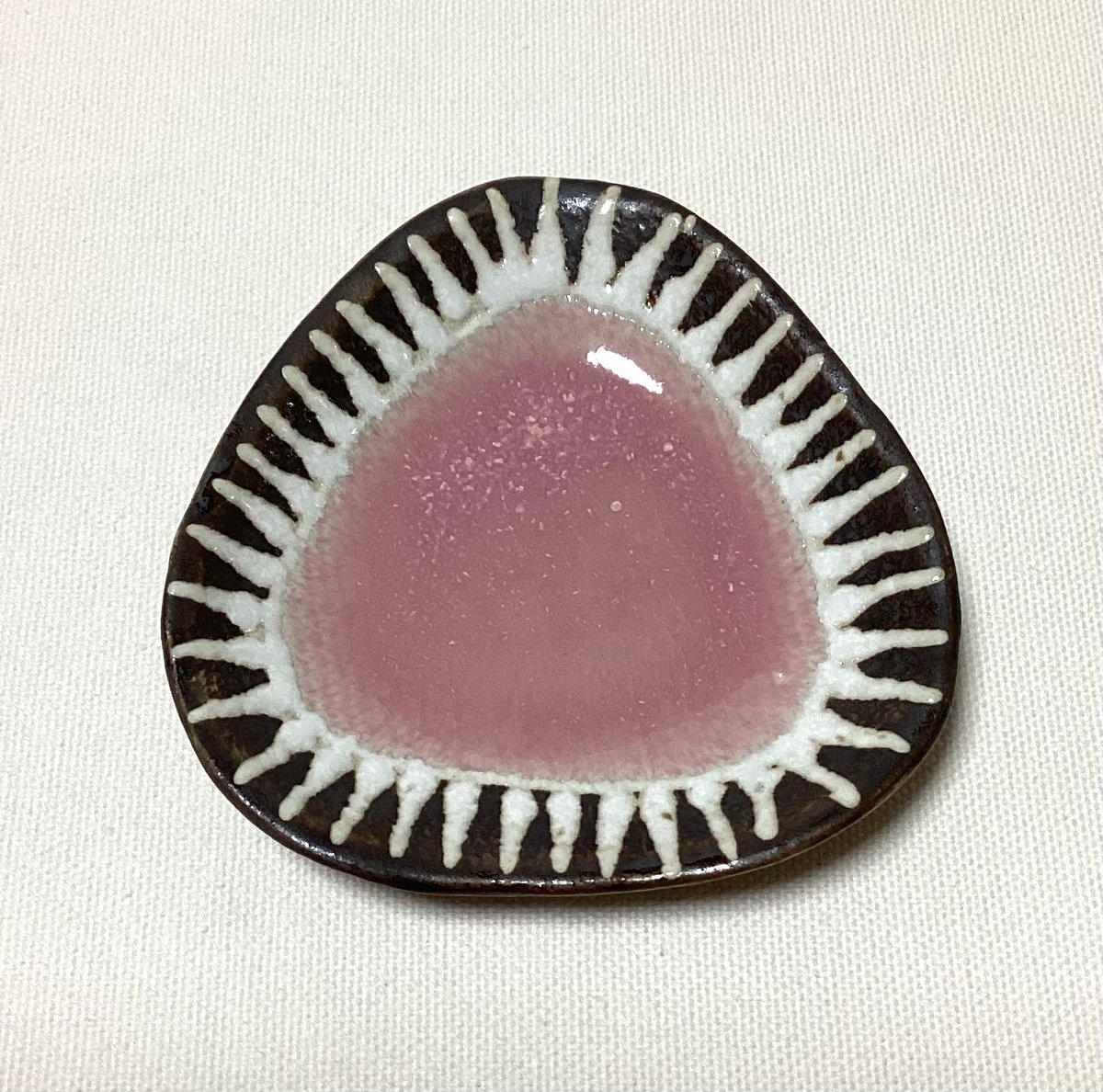 マカロンシリーズ さんかく豆皿 さくら 2 | 眞正陶房公式online shop