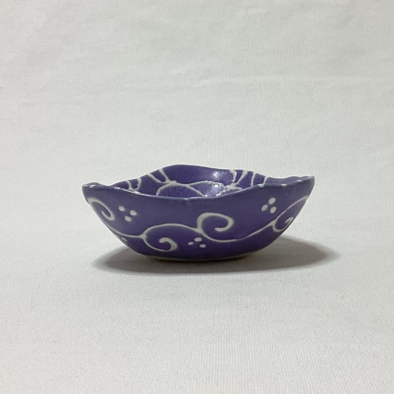 青森 作家の手描きトラノオ絵付け 　　　　 大きな陶器ボウル お絵描き陶器 オオサンショウウオ 絵付け 陶器 10個単位販売