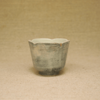 26.枯淡釉4寸角皿／伊藤 環 | STORE